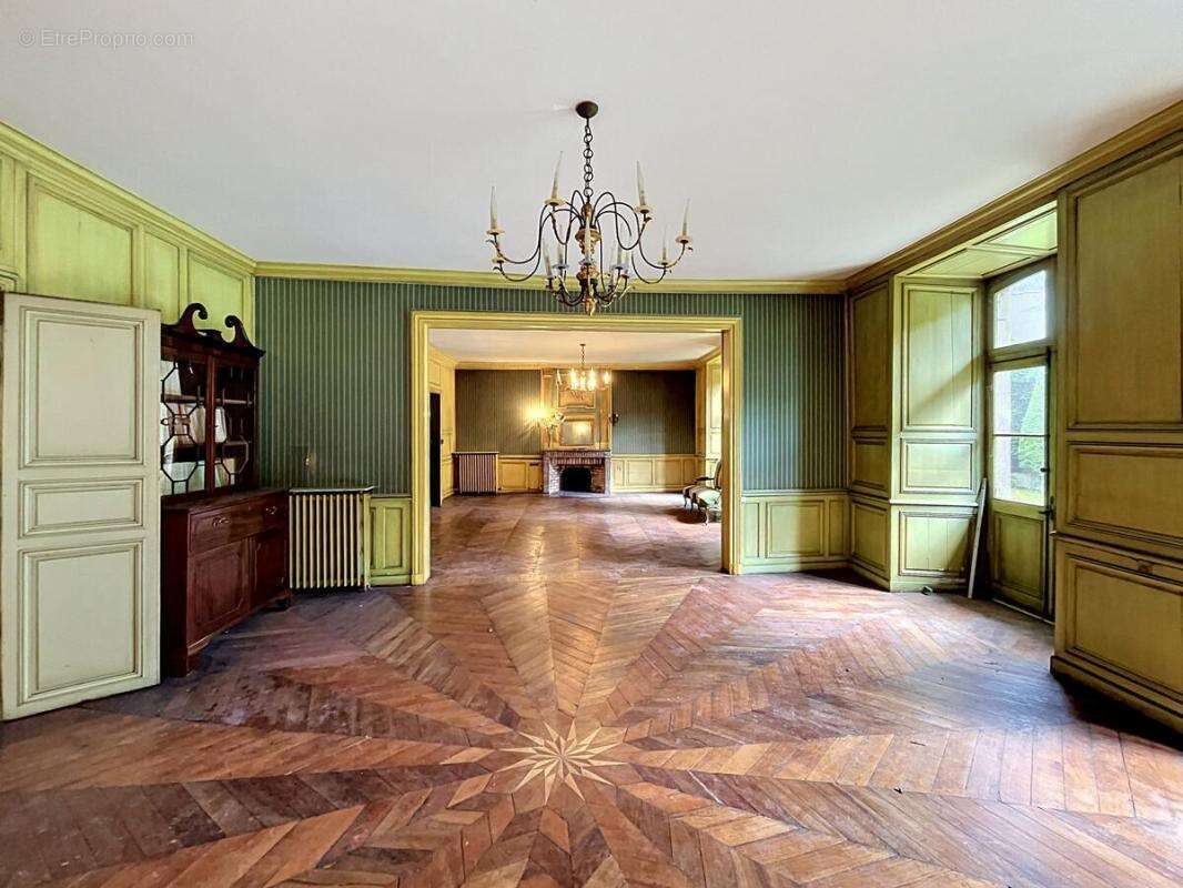Maison à MONTLUCON
