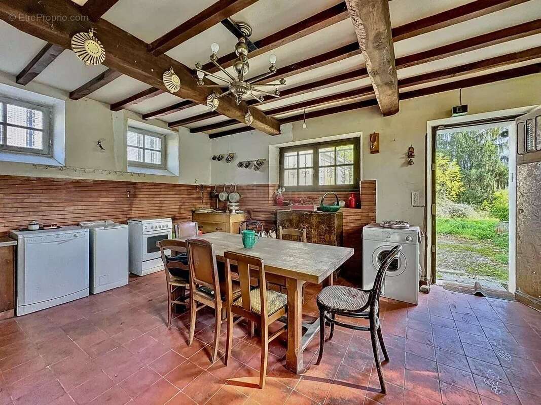 Maison à SAINT-LAURENT-DE-NESTE