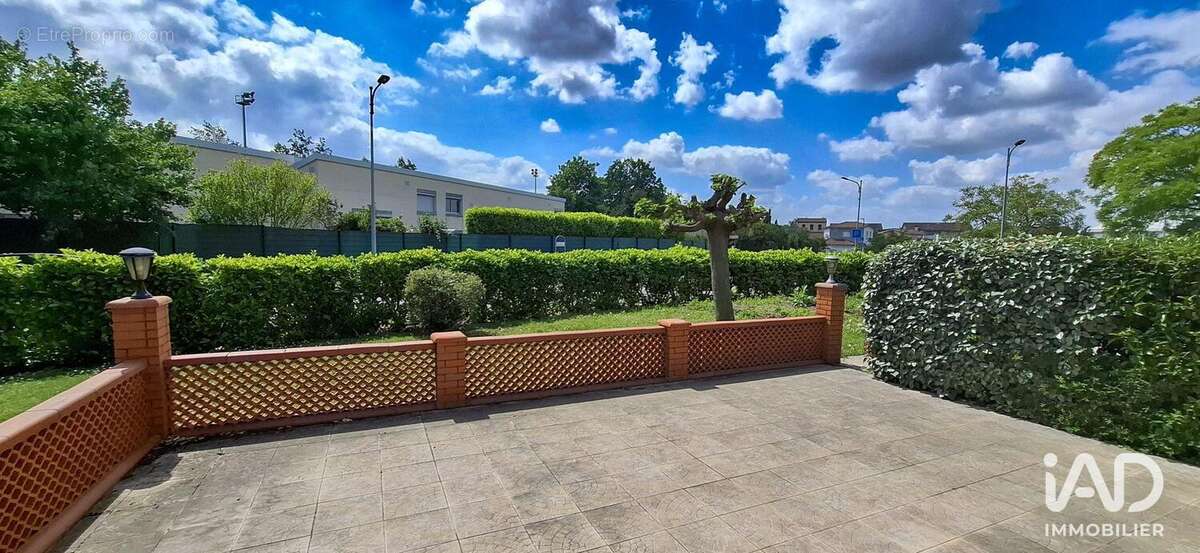 Photo 7 - Commerce à BLAGNAC