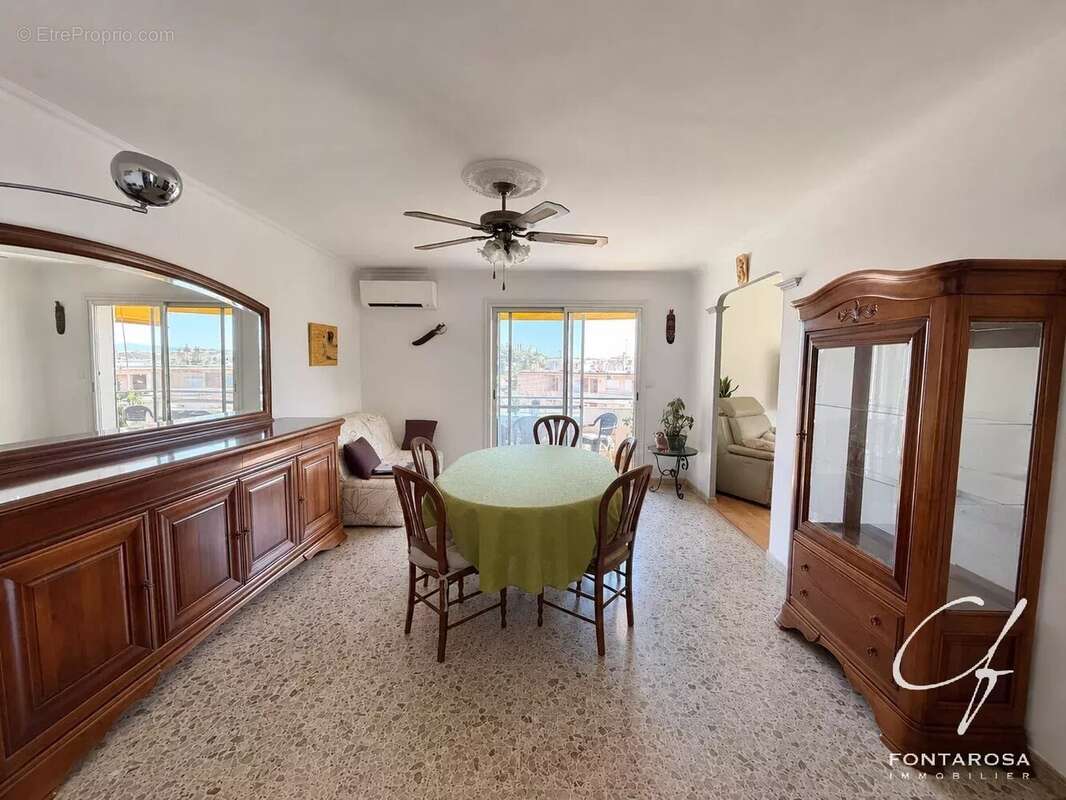 Appartement à SAINT-RAPHAEL