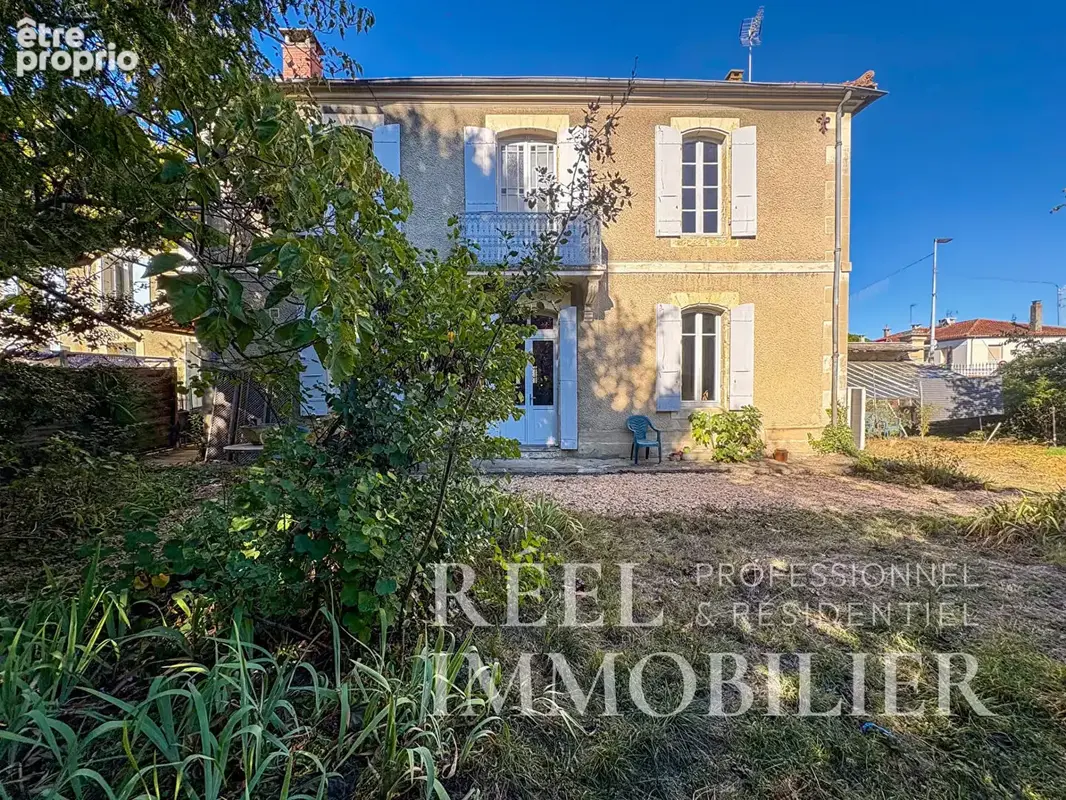 Maison de maître avec jardin - Charme et caractère en basse ville d'Auch - photo 17