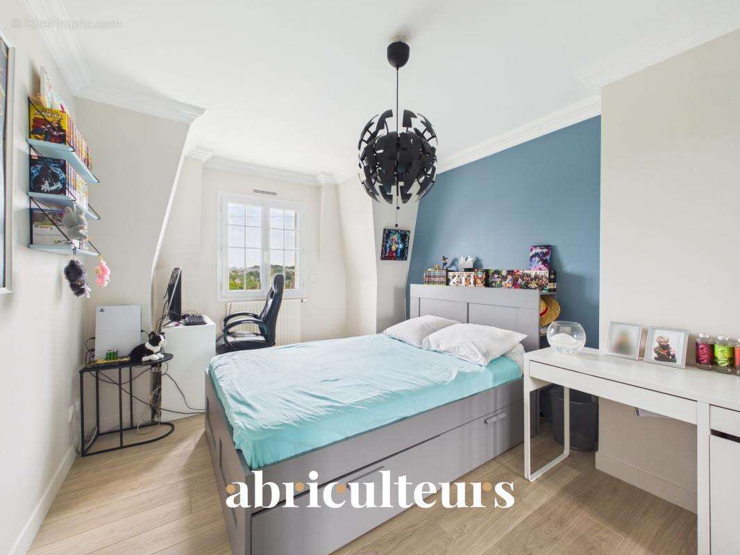 Maison familiale individuelle avec jardin - 6 pièces - 185 m² - Ormesson-sur-Marne - photo 15