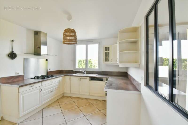 Maison à BALLAINVILLIERS