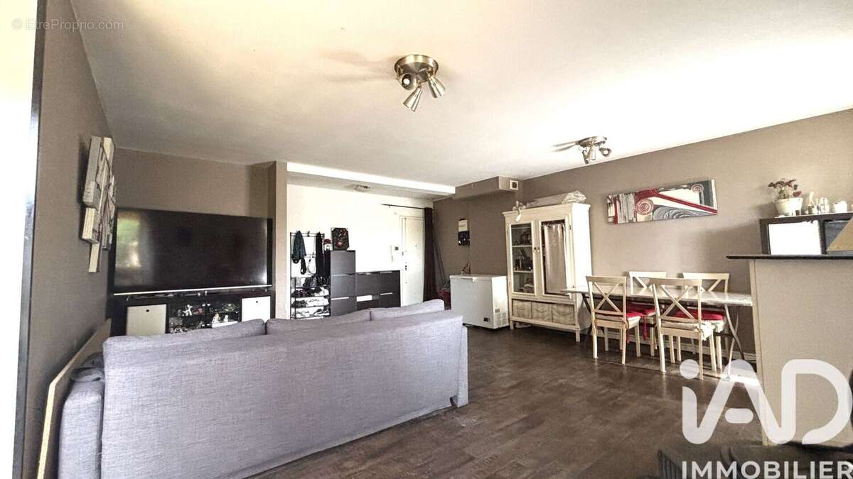 Photo 3 - Appartement à MARSEILLE-12E