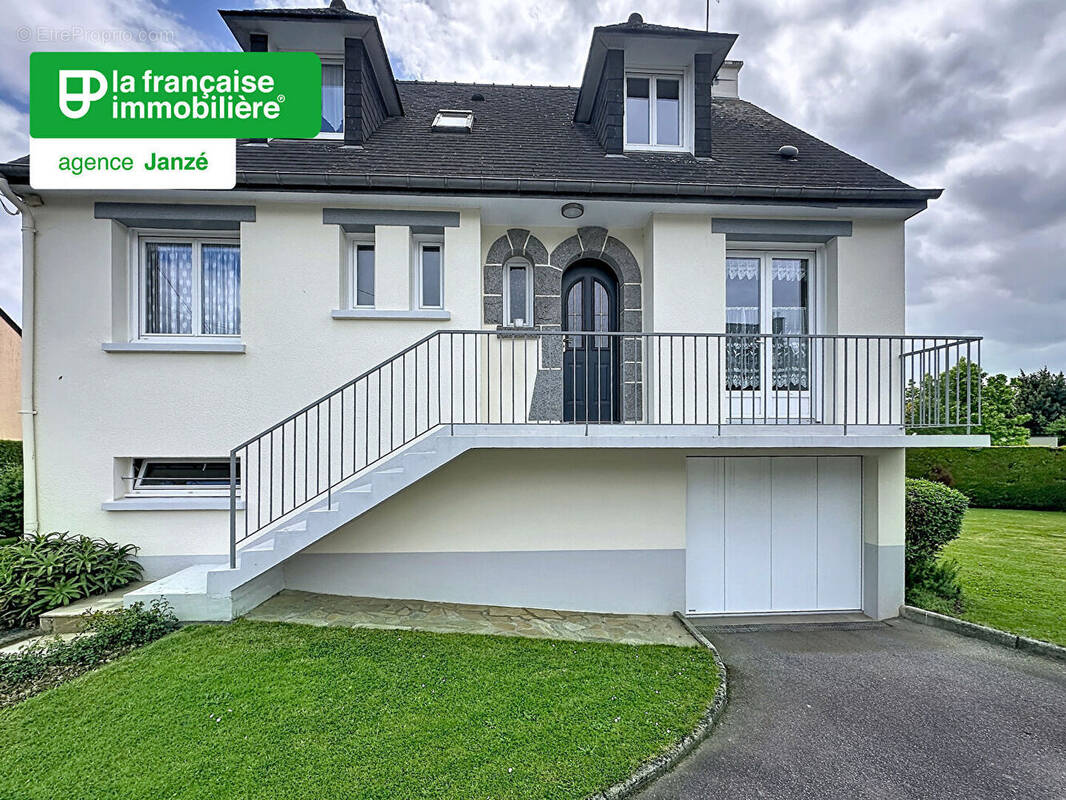 Maison à JANZE