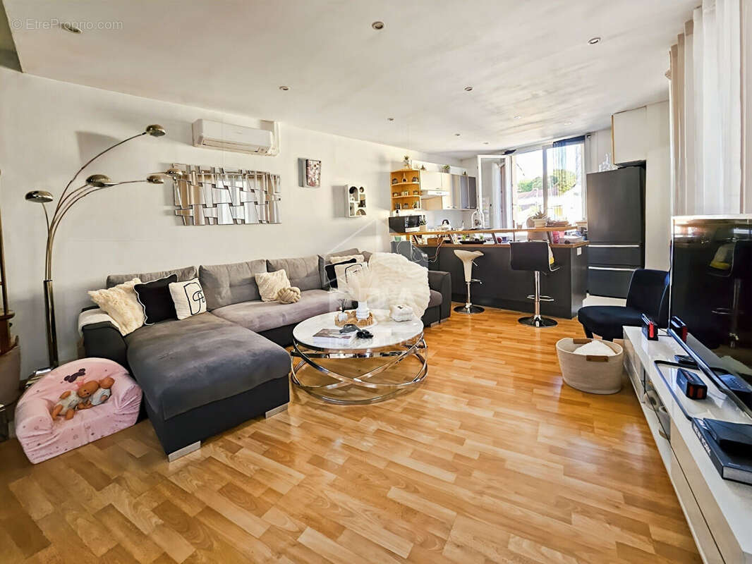 Autre à MARSEILLE-14E