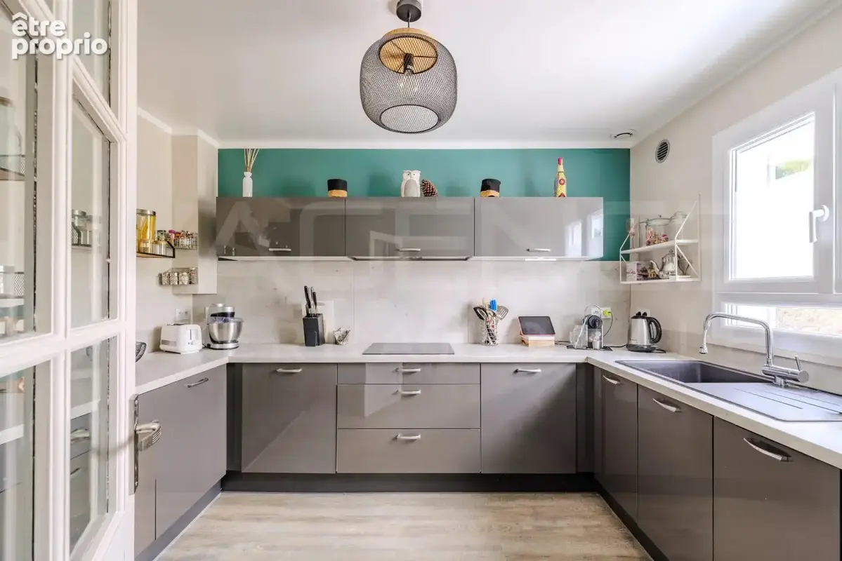 Maison familiale dans un environnement calme et verdoyant - photo 9