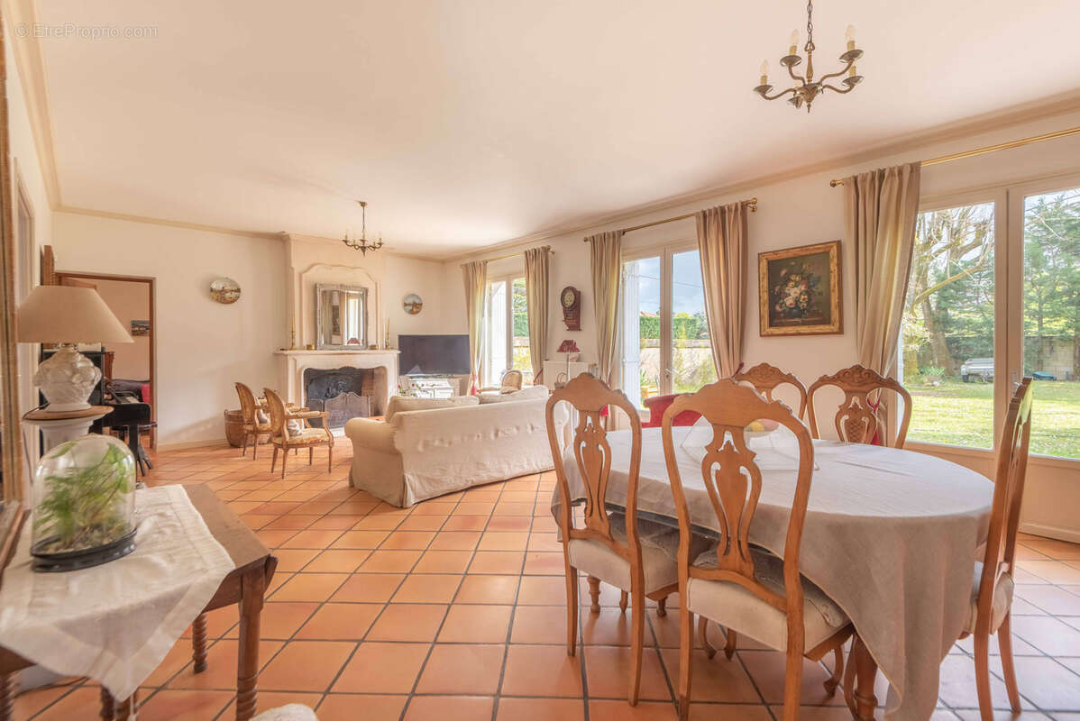Maison à TRESSES