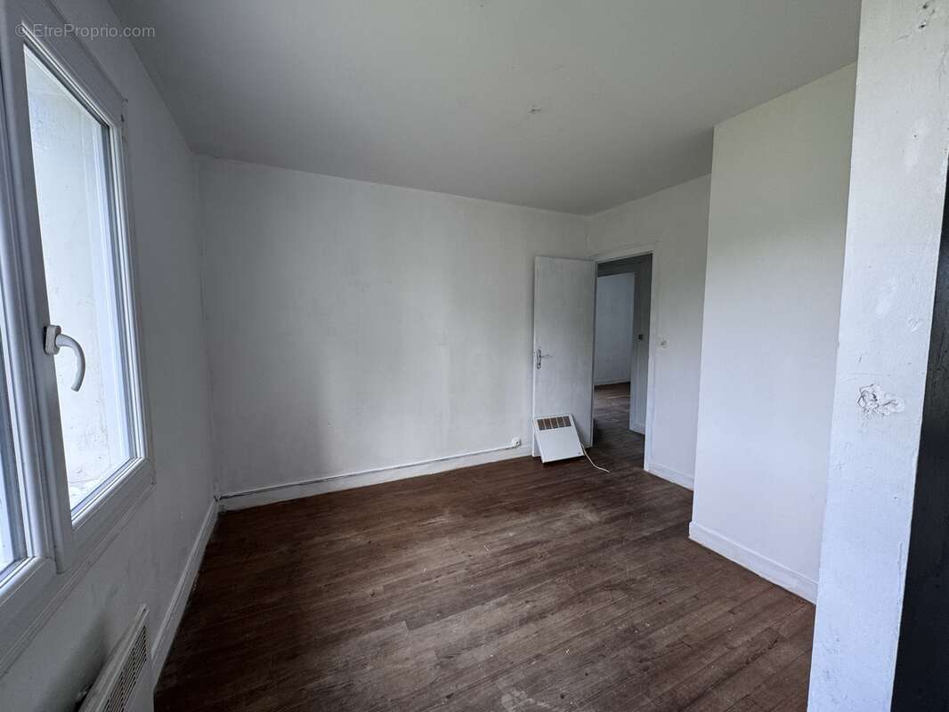 Maison 65 m² à Montguyon  - photo 25
