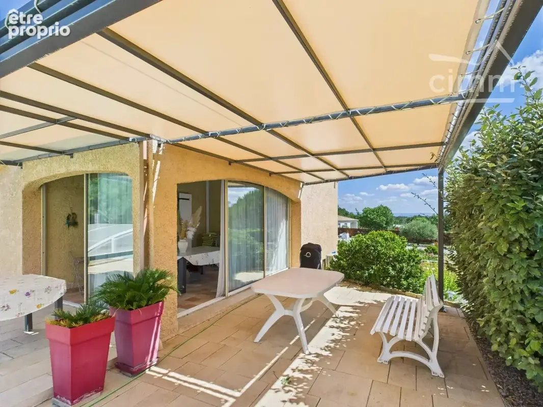 Plain-pied 136 m² avec piscine au sel — Lablachère, à pied des commerces - photo 2
