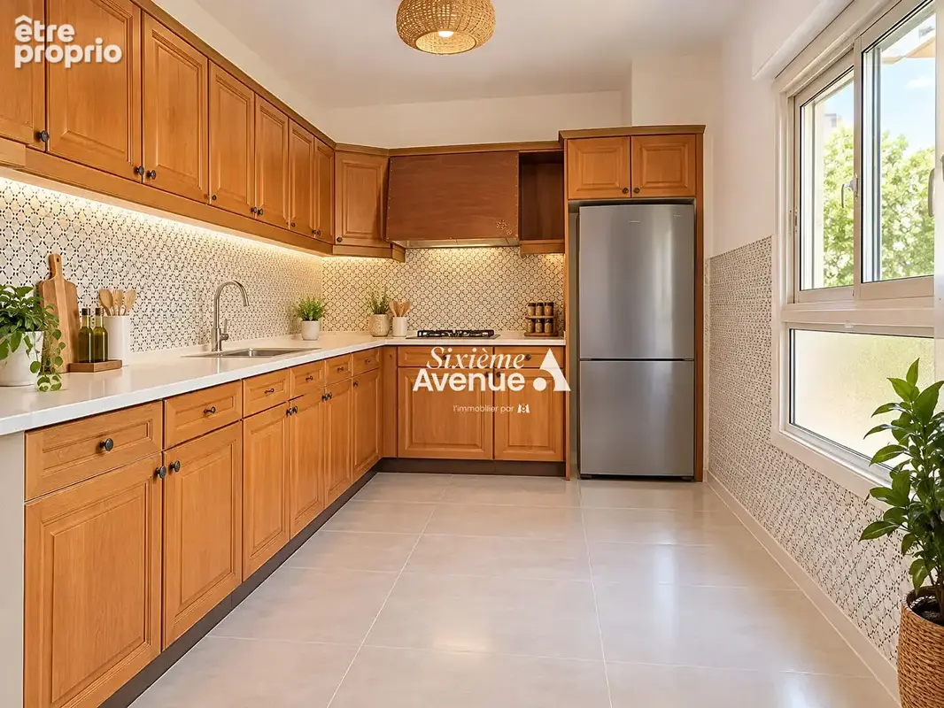 A vendre - Appartement Grasse 4/5 pièces de 92 m² avec terrasse et cave - photo 10