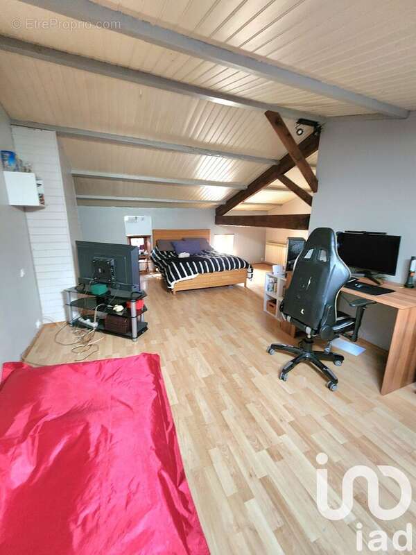 Maison 220 m² à Boisredon  - photo 8