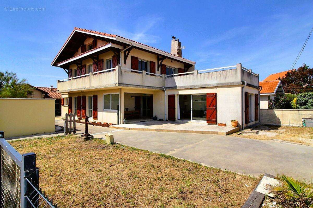 Maison à BISCARROSSE