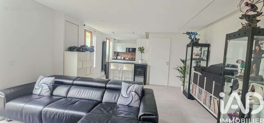 Photo 4 - Appartement à BUSSY-SAINT-GEORGES