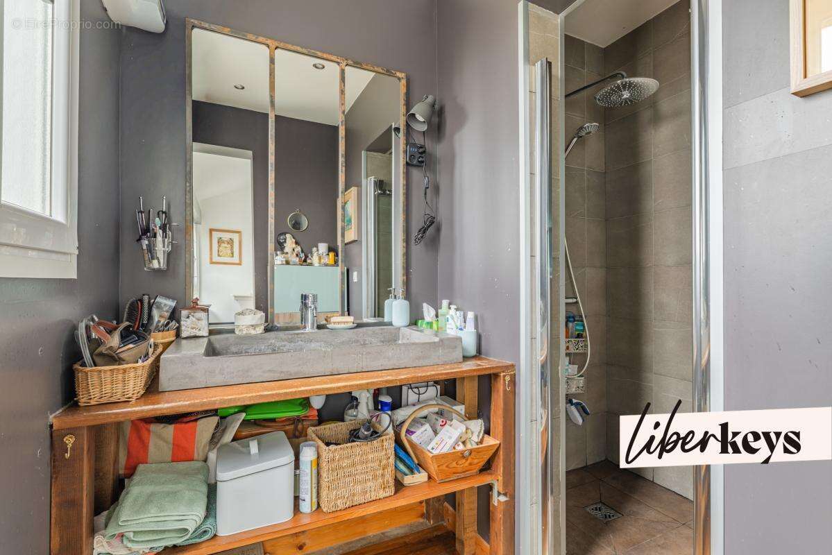 Maison à SAINT-MAUR-DES-FOSSES