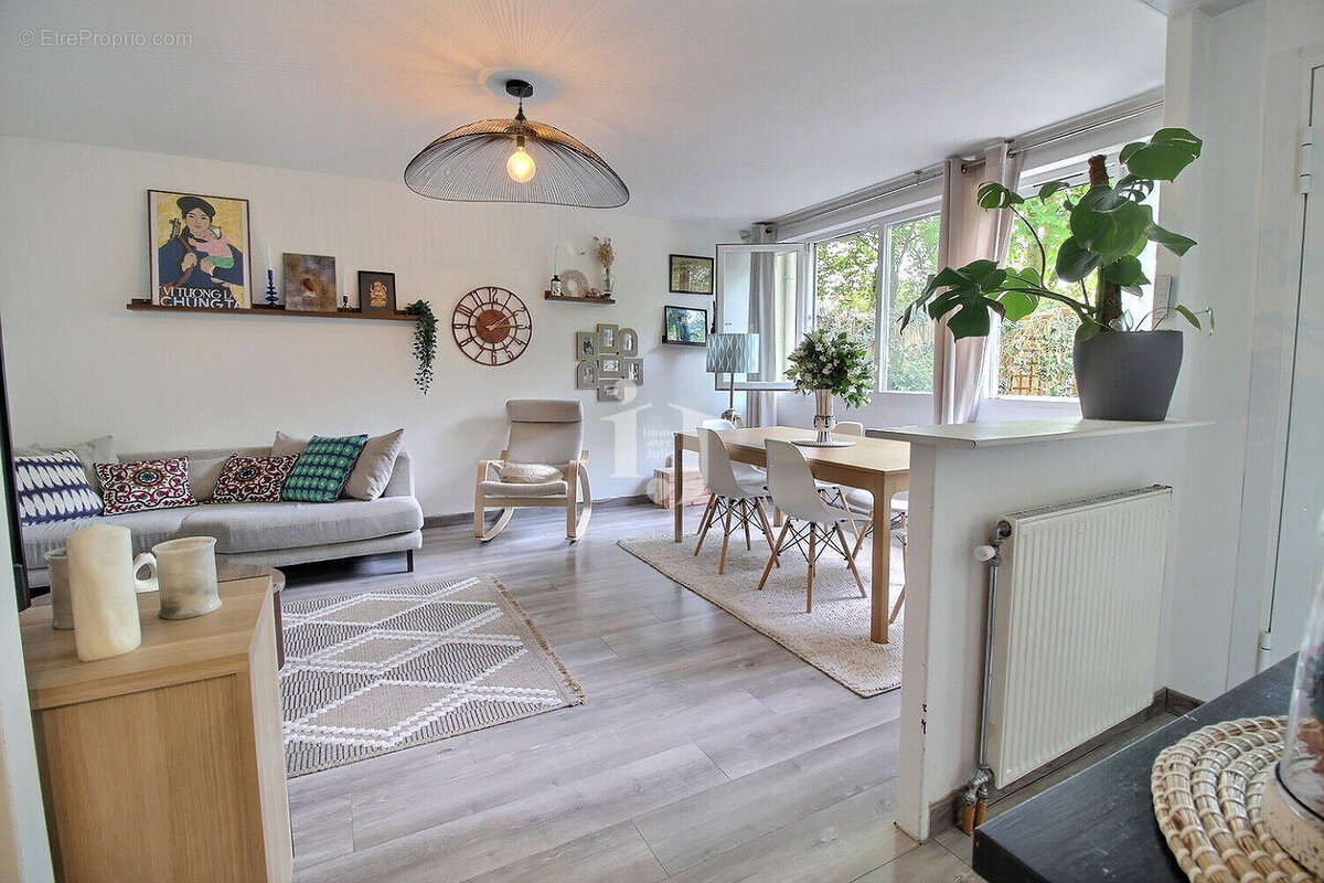 Appartement à EPINAY-SUR-SEINE