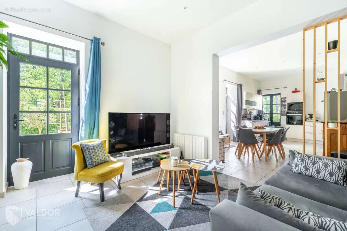 Appartement à ARNAS