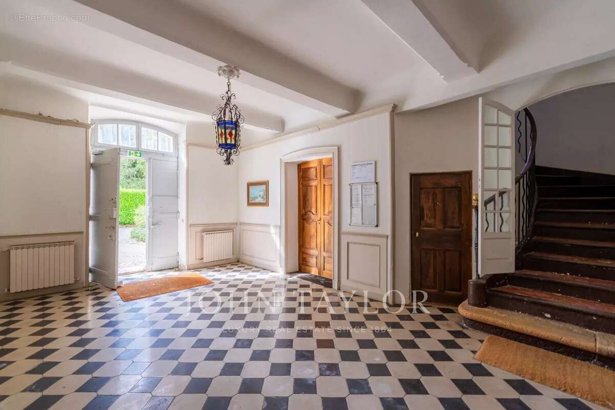 Appartement à AIX-EN-PROVENCE