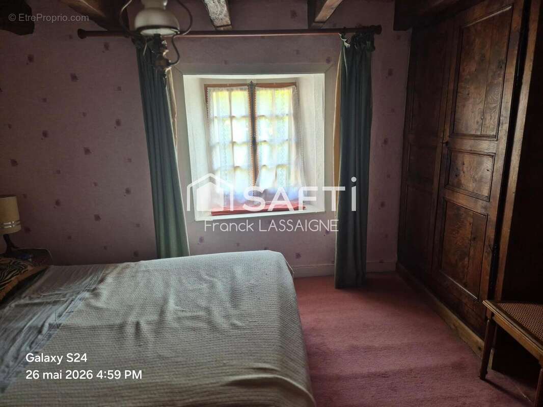 Maison 113 m² à Vertolaye  - photo 9