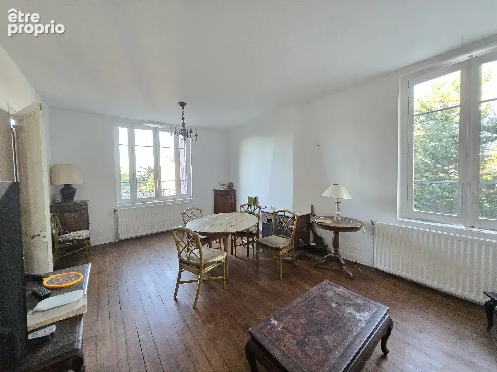 Maison familiale de caractère à Chaponost, 244 m2 habitables (304 m2 au sol total) sur terrain clos et arboré - photo 7