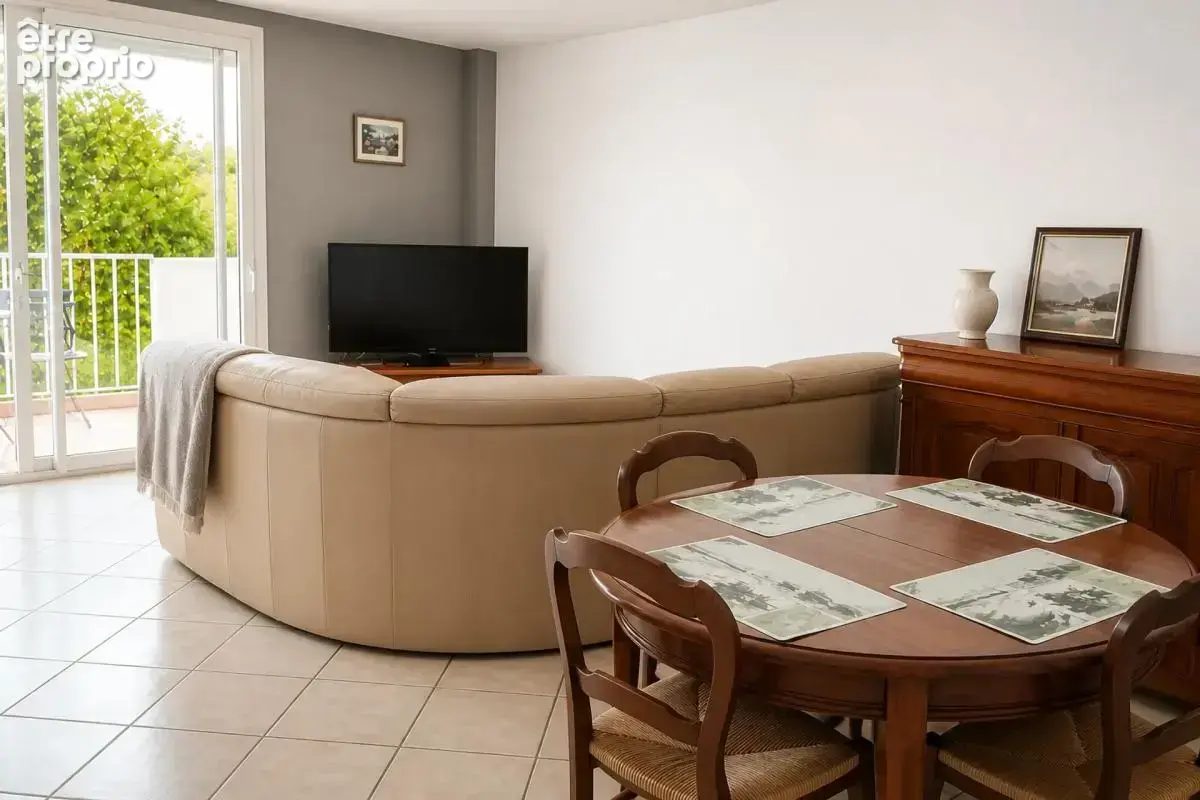 Appartement T3 de 70 m² dans résidence situé à Mâcon accès rapide - photo 3