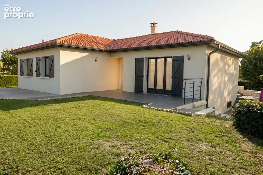 Photo Maison à Communay au prix de 489 500€