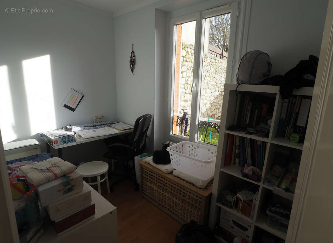 Neauphle le vieux, appartement avec cave, parkings et jardin. - photo 5