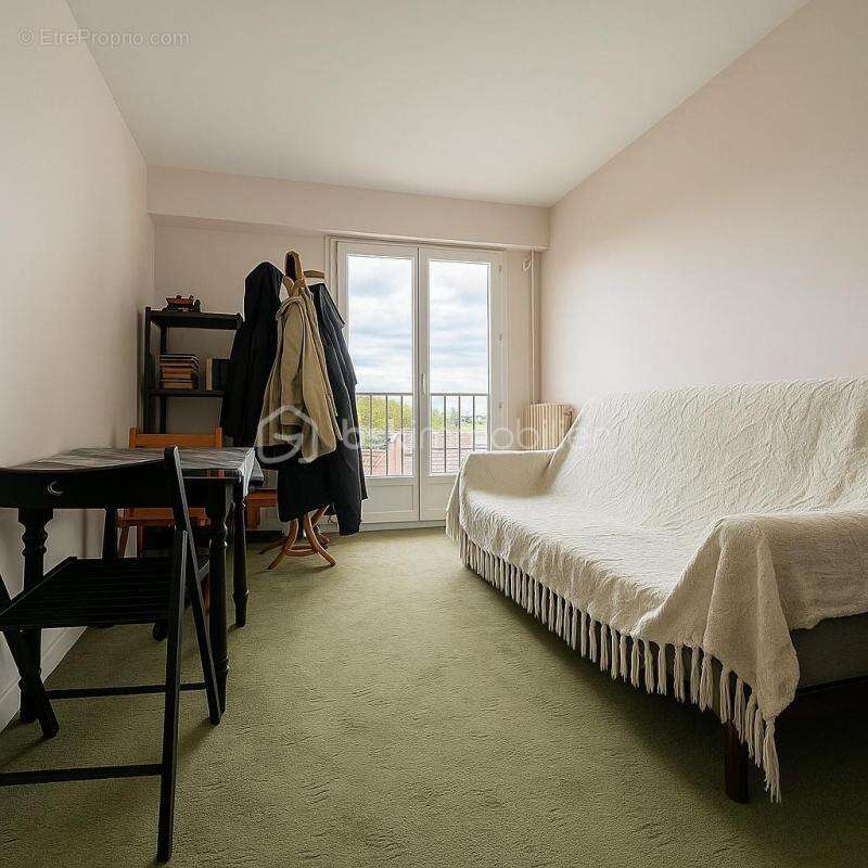 Appartement à ISSY-LES-MOULINEAUX