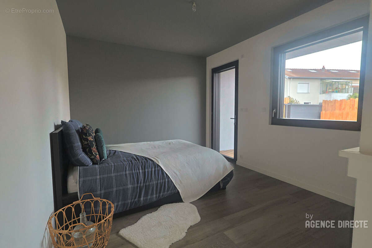 Maison à SAINT-SEBASTIEN-SUR-LOIRE