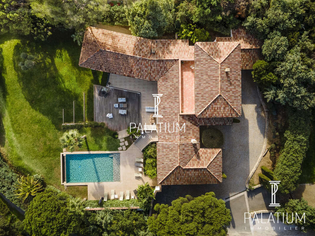 Maison 500 m² à Sainte-Maxime  - photo 3
