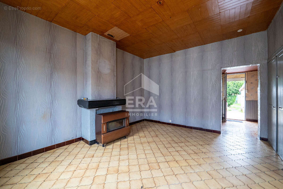 Maison à ESTREE-BLANCHE