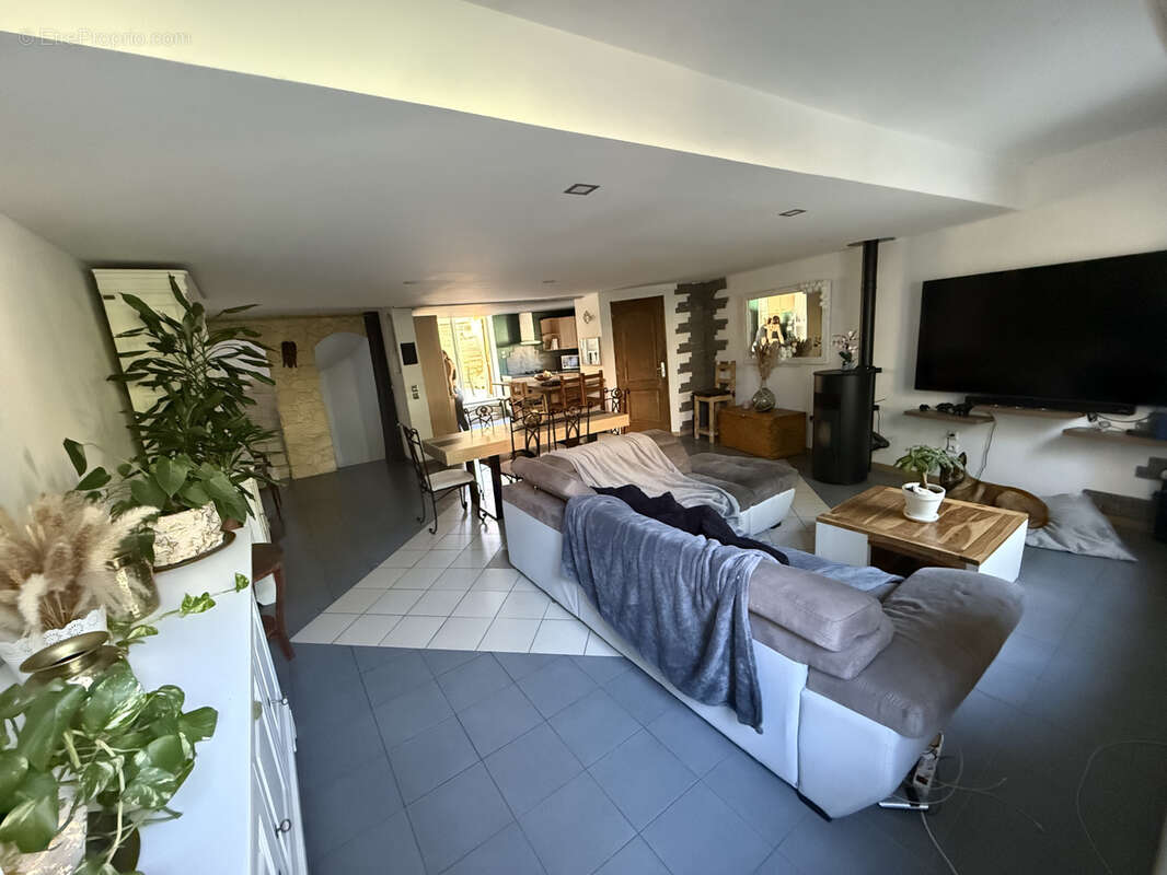 Maison à COLOMBIERS