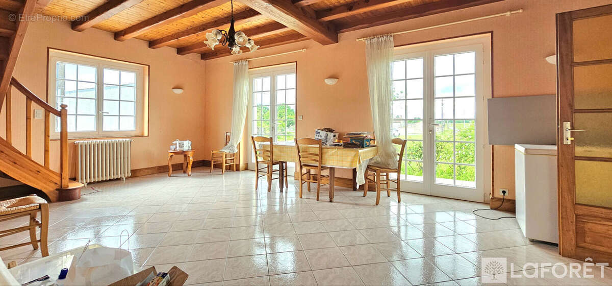 Maison - cherac - photo 3