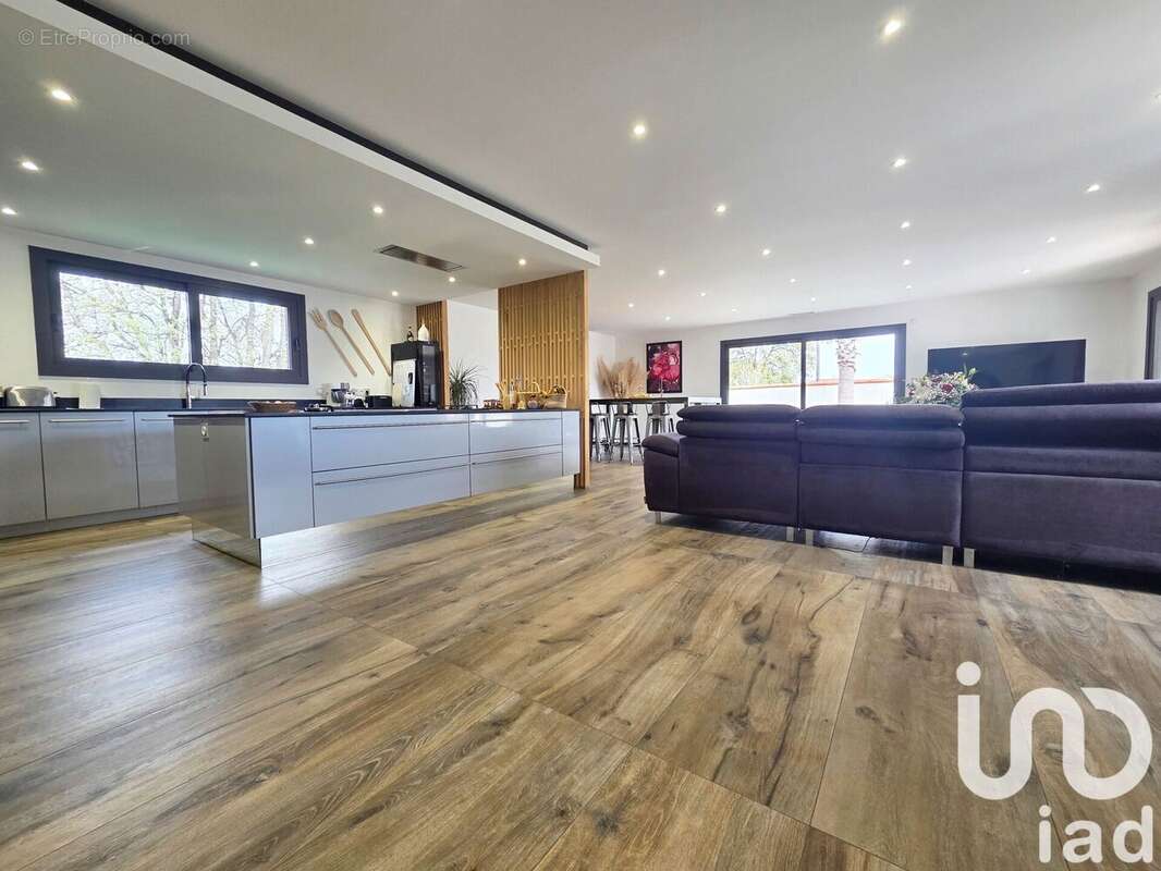 Photo 6 - Maison à PIA