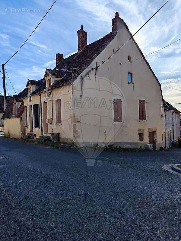 Maison à GARCHIZY