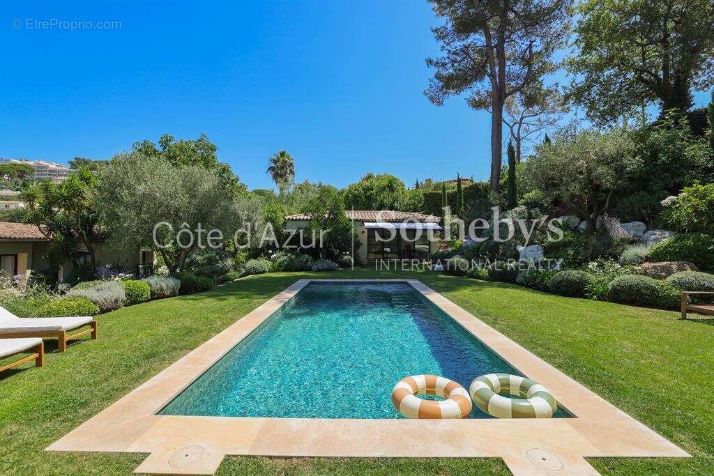 Sur les hauteurs de Cannes, propriété d'exception - photo 3