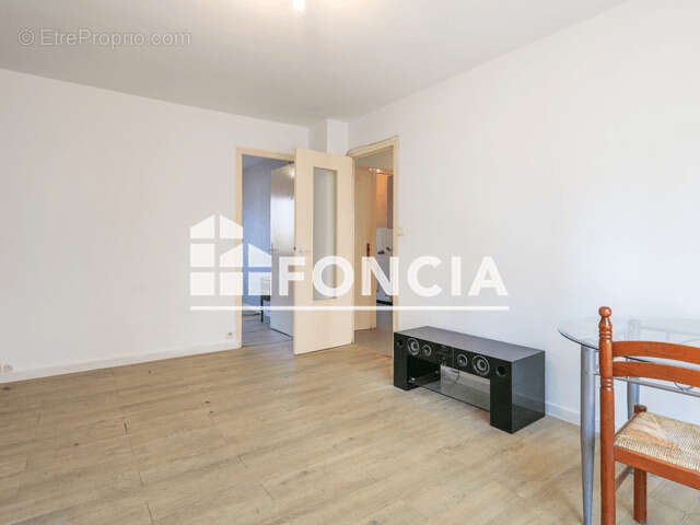 Appartement à LE PONT-DE-CLAIX