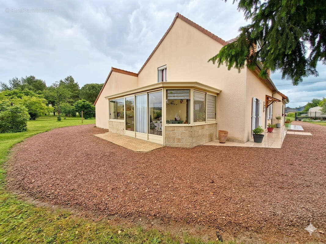 Maison à BARROU