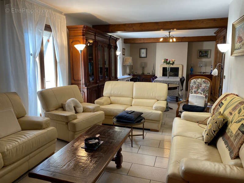 Maison à CHATENOY-LE-ROYAL