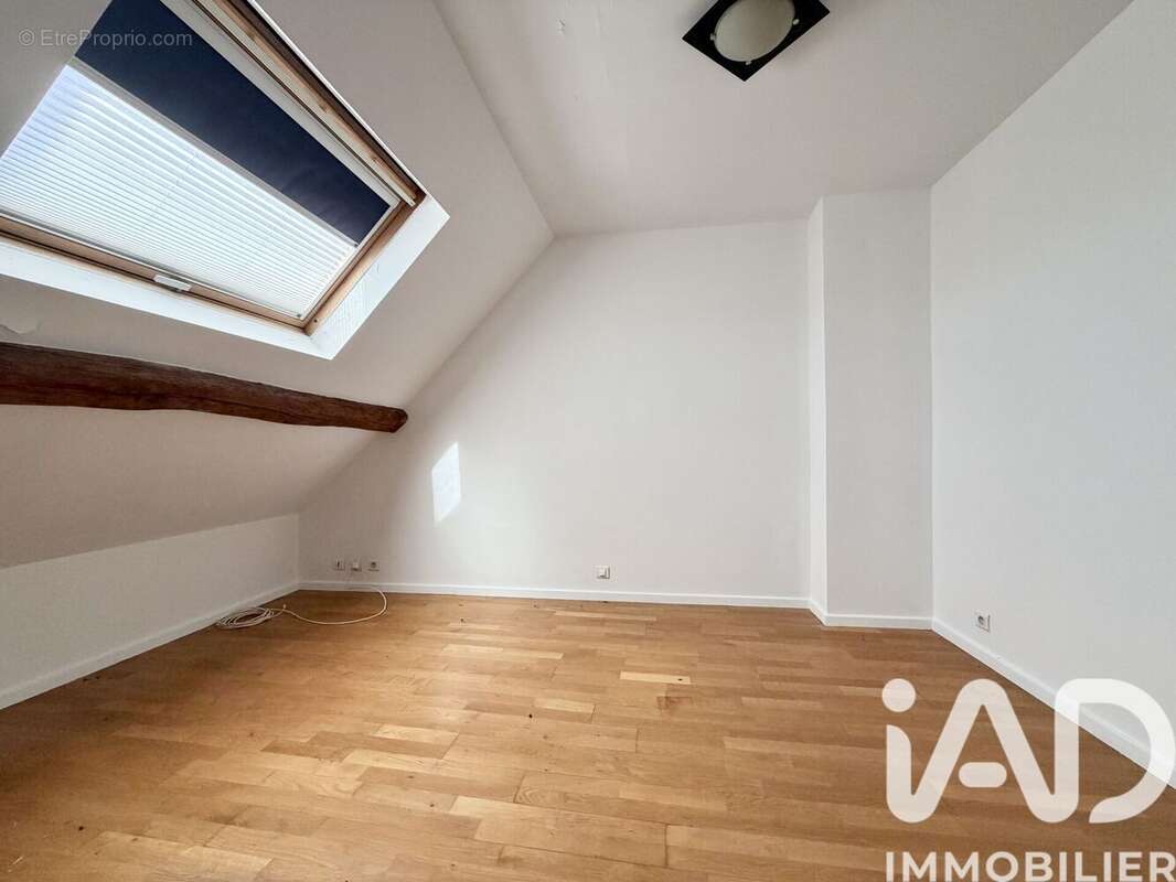 Maison 125 m² à Champlan  - photo 4