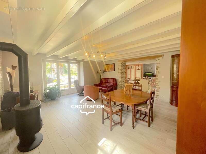 À vendre – Maison de campagne à SAINT CYR DES GATS (85) - photo 14
