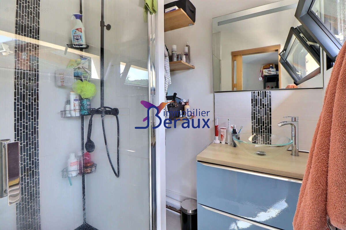 Maison 124 m² à Yainville  - photo 8
