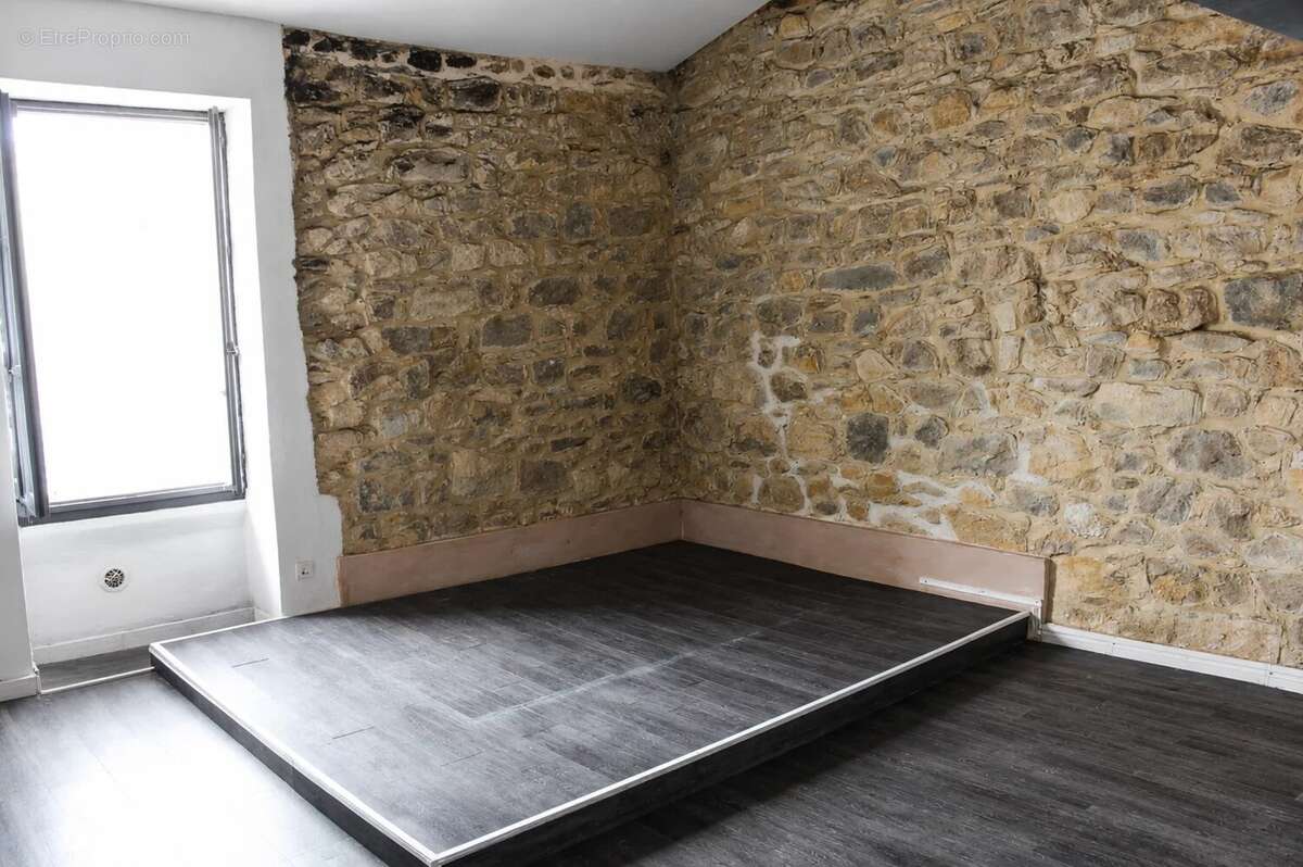 Appartement à MILHAUD