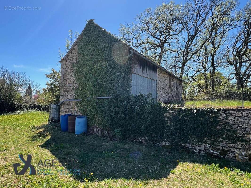   - Maison à PROMILHANES