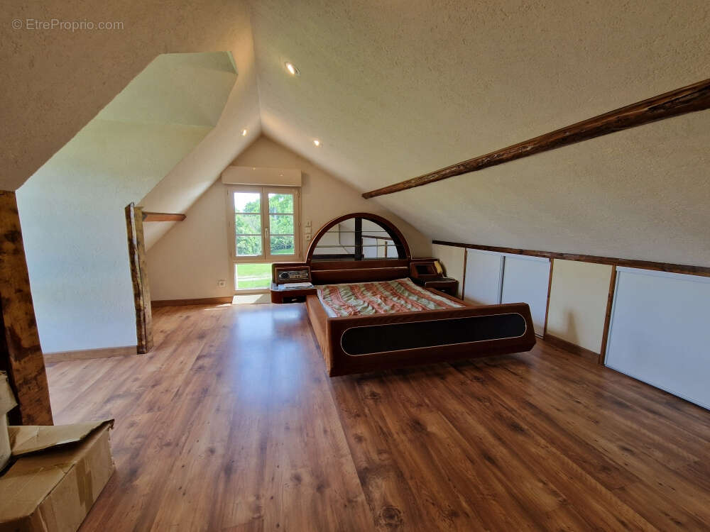 Maison à FONTAINE-SIMON