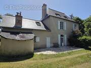 Maison à AZE