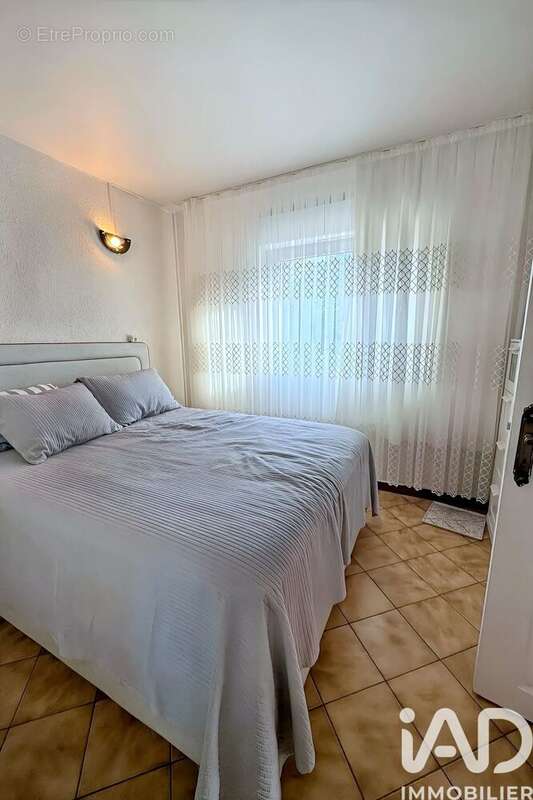 Photo 2 - Appartement à CLICHY-SOUS-BOIS