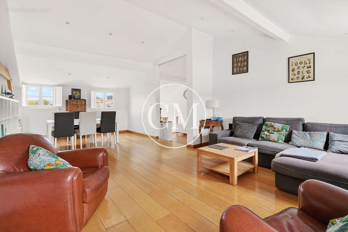 Appartement à VERSAILLES