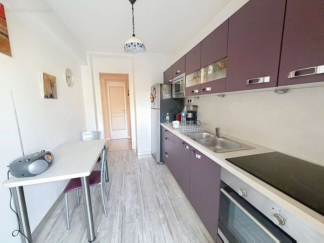 Appartement à LE CANNET