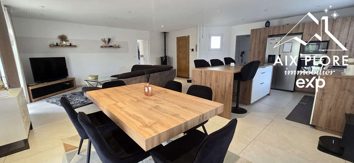 Maison 123 m² à Ambronay  - photo 4